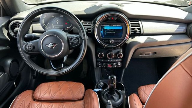 MINI Cooper 1.5 COOPER CABRIO 136 2P