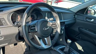 Kia Optima 1.6 CRDI 100KW DRIVE 136 4P