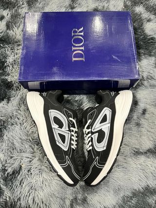 Zapatillas Dior B30 Negras y Blancas