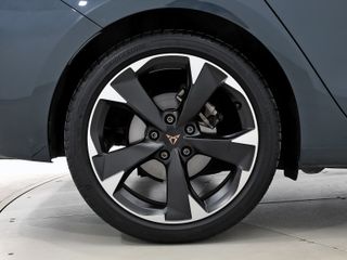 CUPRA Leon 2025