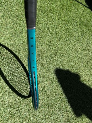 Raqueta Wilson Blade 100L V9 285gr