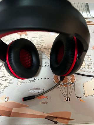 Pacchetto Gaming Tempest: Tastiera, Mouse e Cuffie