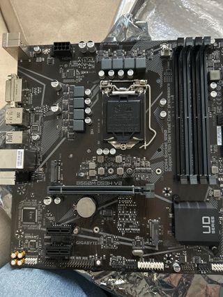 Placa Base Gigabyte B560M DS3H V2