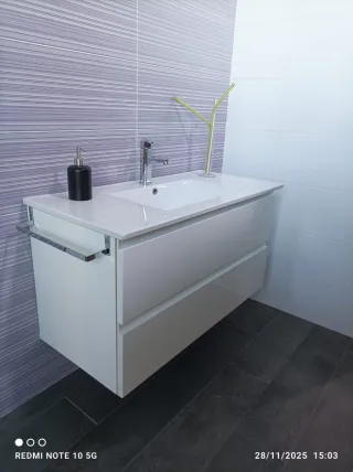 Mueble de baño moderno