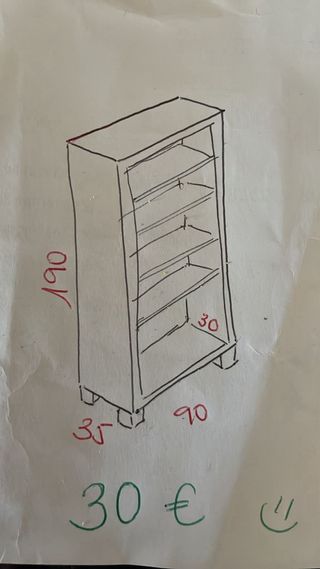 Estantería de madera marrón