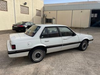 pontiac  sunbird 1986