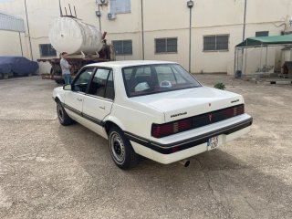 pontiac  sunbird 1986