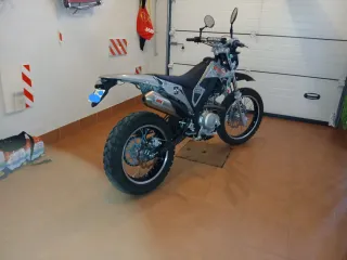 Moto Enduro HM Honda 125cc