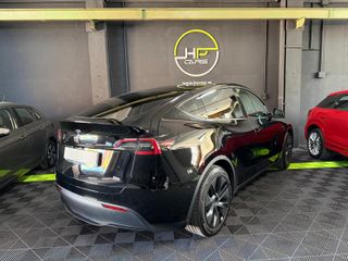 Tesla Model Y Gran Autonomía 2025