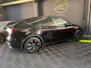 Tesla Model Y Gran Autonomía 2025