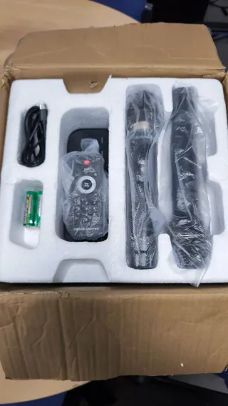 Altavoz Karaoke GREEN KEEPER 400W 2 Micrófonos