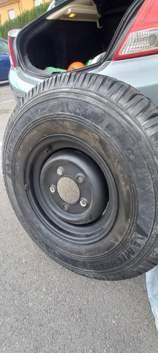 Rueda reforzada para remolque