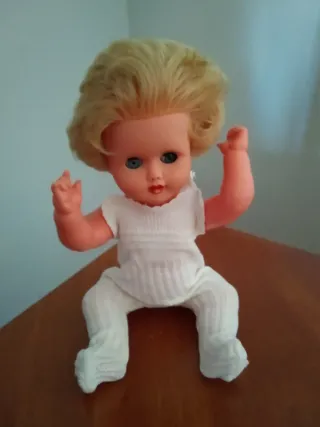 2 Muñecas Antiguas Vestidas