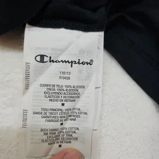 T-shirt Champion nera con logo multicolor taglia M