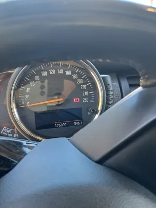 MINI Cooper D 2016