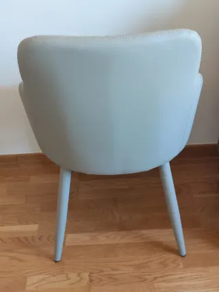 Silla moderna gris polipiel