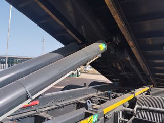 Volvo FM 460-CAMIONES GANCHO