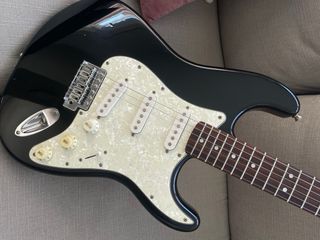 Squier Strat by Fender Special Editon (CXS)