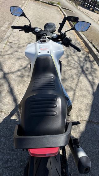 Husqvarna Vitpilen 401 ABS