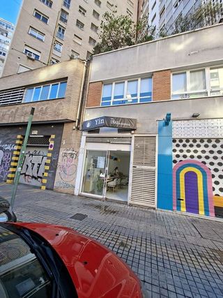 Local comercial en alquiler en Ciudad Universitària en Valencia