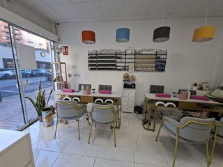 Local comercial en alquiler en Ciudad Universitària en Valencia