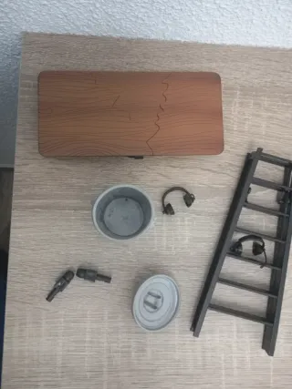 Accesorios Figuras WWE: Mesa, Escalera, Cubo...