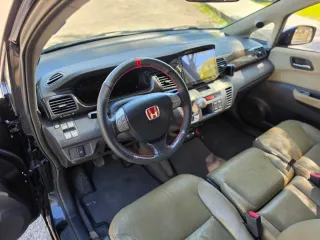 Honda FR-V 2007