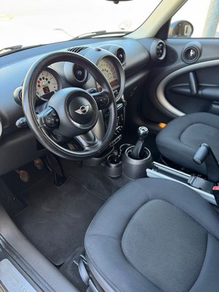 MINI Countryman 2012