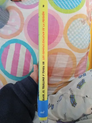 Compas 2. Los Compas escapan de la prisión (nue...