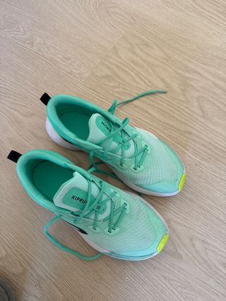 Zapatillas KIPRUN verde, un solo uso