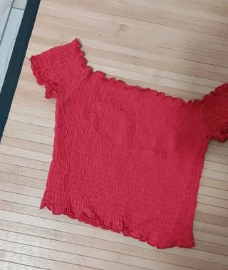 Top Stradivarius elasticizzato taglia L