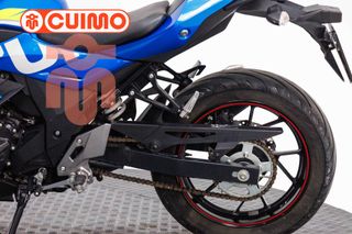 SUZUKI GSX 250 R