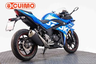 SUZUKI GSX 250 R