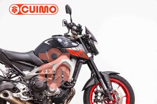YAMAHA MT 09