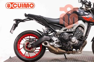 YAMAHA MT 09