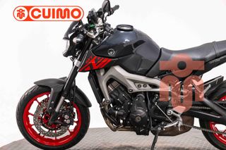 YAMAHA MT 09