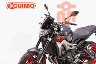YAMAHA MT 09