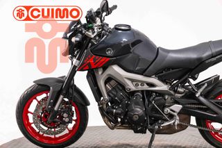 YAMAHA MT 09