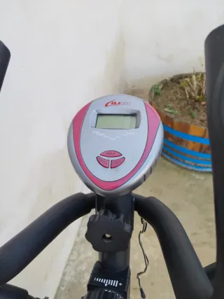 Elíptica de ejercicio