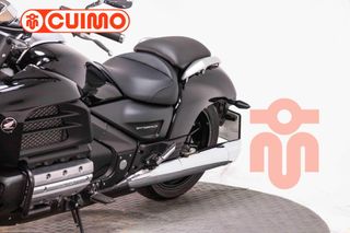 HONDA GL 1800 GOLDWING