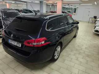 Peugeot 308 2016