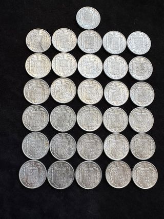 31 Monedas 5 Cent. España 1945