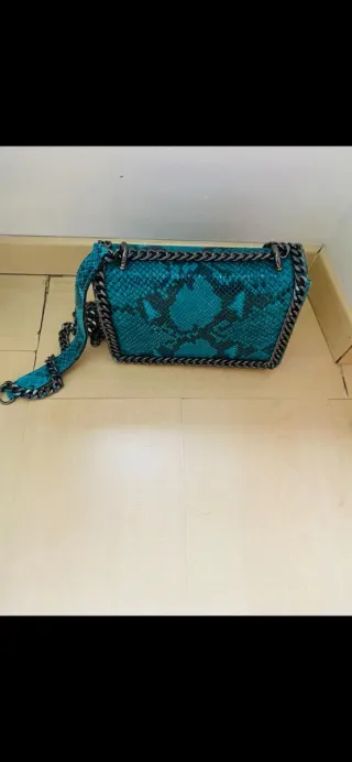 Borsa vera pelle indossata una volta