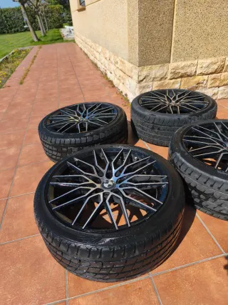 “Llantas 18” + neumáticos 225/40 R18 92W
