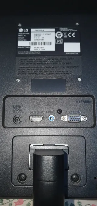 Monitor LG LED Negro