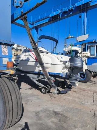 Embarcación Rio 600  Yamaha115 5 años garantia