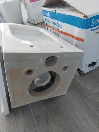 Sanidur Adra Suspendido Inodoro