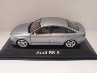 Maqueta Audi RS6 Sedan escala 1/43 Minichamps