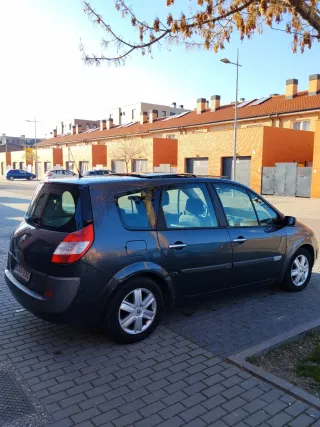 Renault Grand Scenic 2005