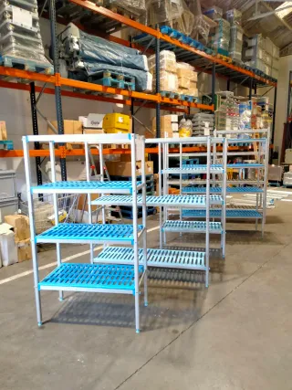 Lote Estanterías de aluminio para hostelería
